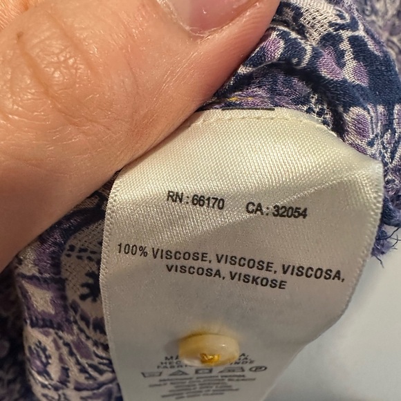 EUC- anthro Akemi & kin Blouse - Picture 6 of 7